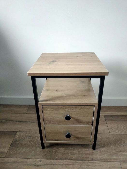 Stolik nocny- loft