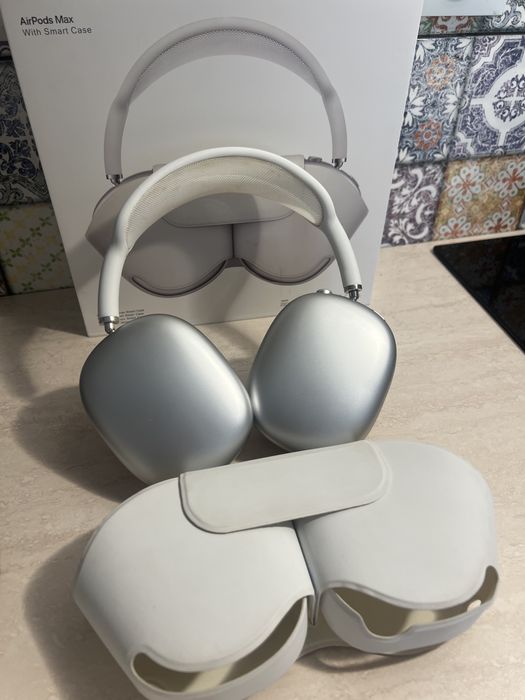 AirPods Max навушники