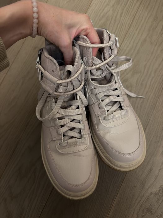 Ботинки розовые nike