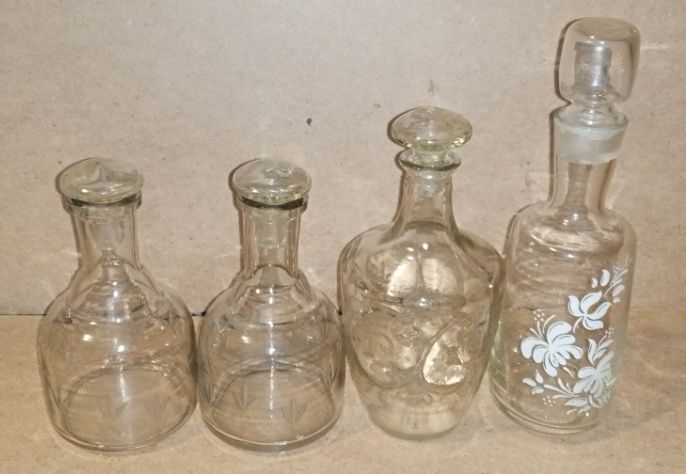 Посуд:Графіни з гронами винограду та інші часів СРСР.