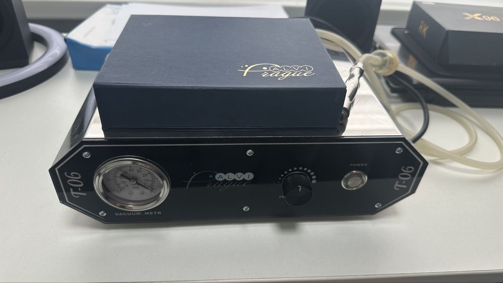 Ультразвуковий апарат . Мікродермабразія