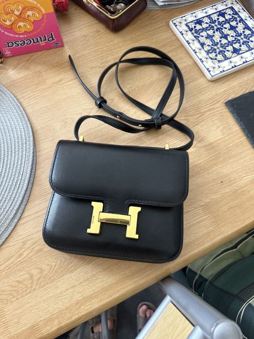 Hermes constance torebka crossbody czarna zlote detale