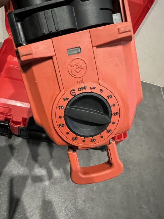 Акум.пістолет дозатор для хім.анкерів Hilti Nuron HDE 500-22