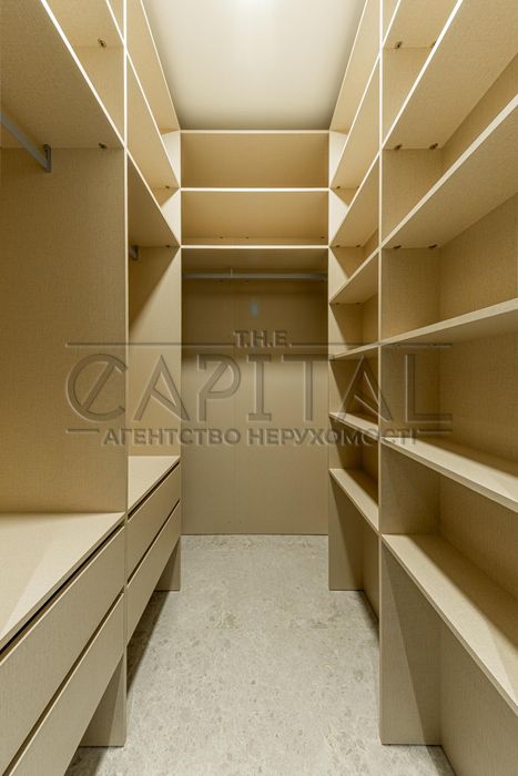 Оренда 2-квартира / Greenville на Печерську / Генератор