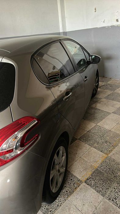 Vendo Peugeot 208 - 2012