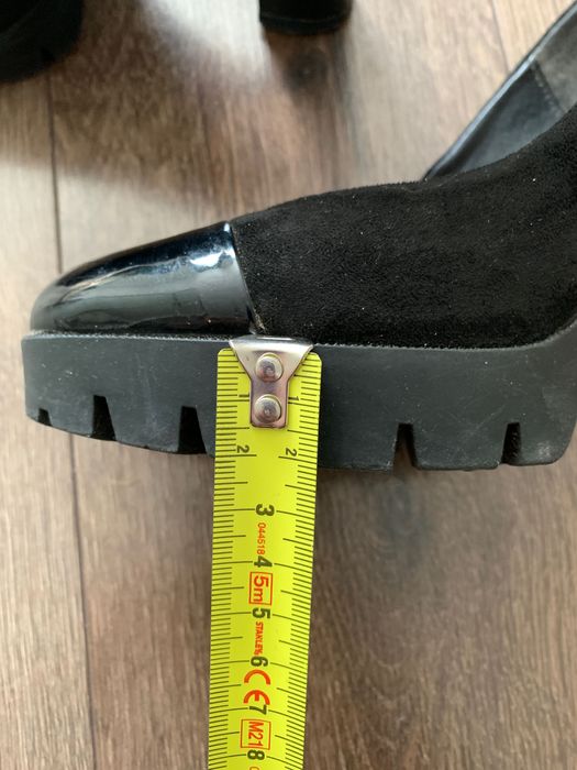 Зручні жіночі туфлі на каблуках. Розмір 37