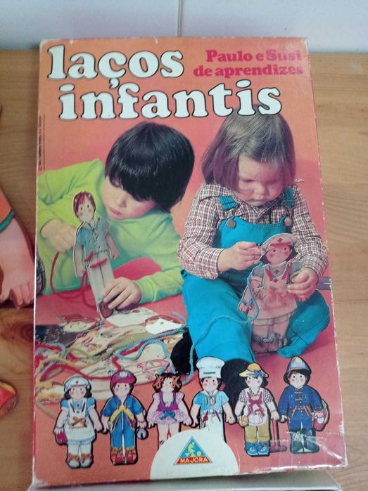 Jogo didáctico "Laços infantis"