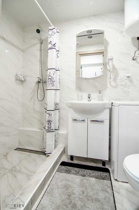 Подобова оренда 1-кімн квартири біля метро Берестейська, Київ