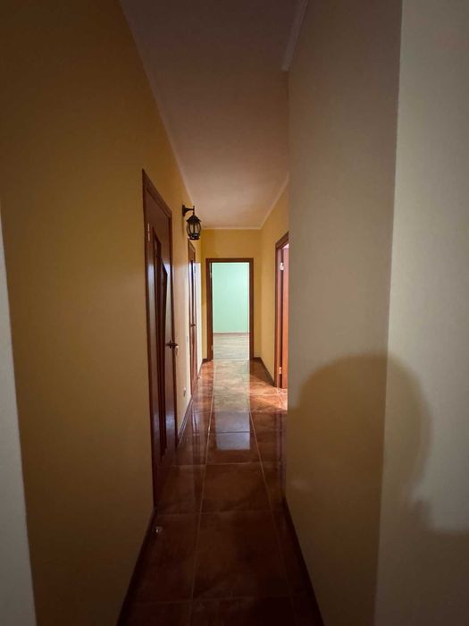 Оренда 2 кімнатної квартири на Стрілецькій ( р-н Набережного Кварталу)