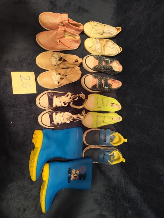 Paka dziewczęcych bucików, rozm 26