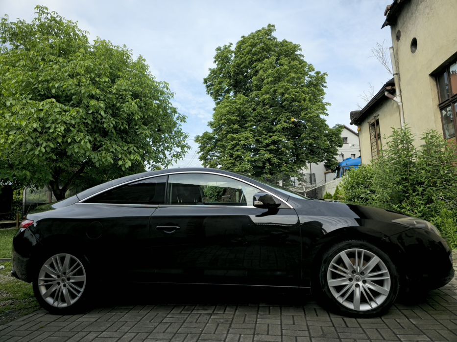 Renault Laguna III Coupe 2.0t GT
