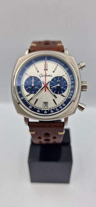 Geckota C-01 Racing Chronograph Panda  - 1-st Generation - MecaQuartz