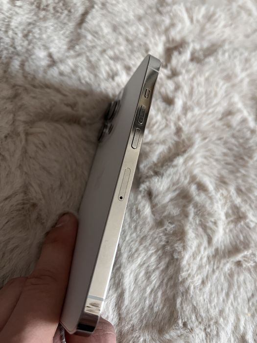 iPhone 13 Pro (idealny stan)