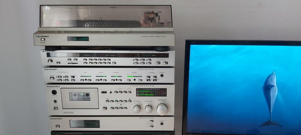 Gramofon, koncówka mocy, wieża BLAUPUNKT ...240