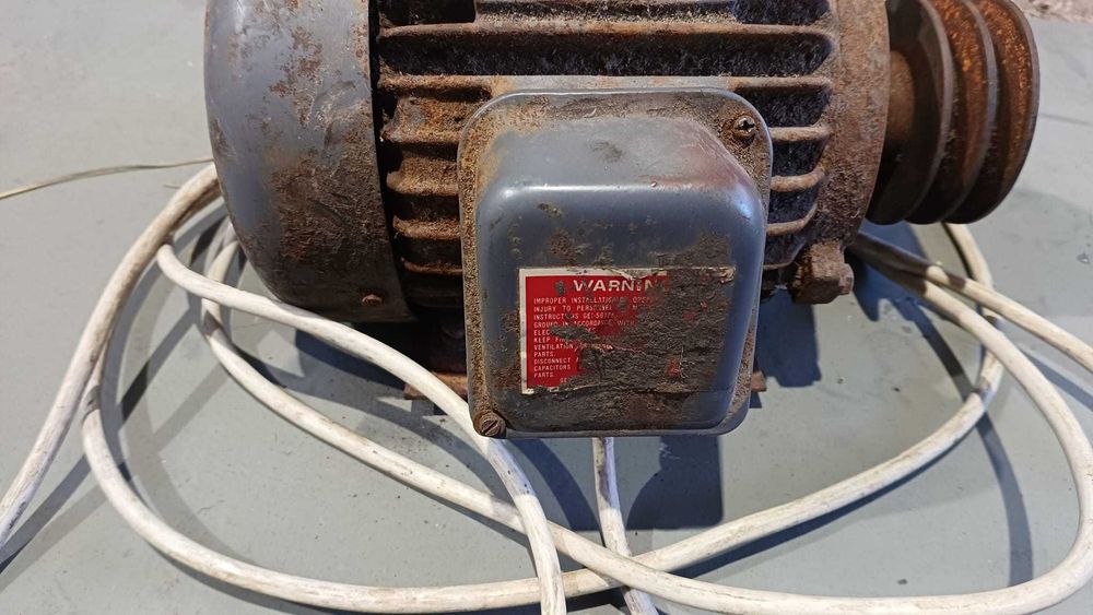 SILNIK 380V 400V 1HP 0,75KW Sprawny
