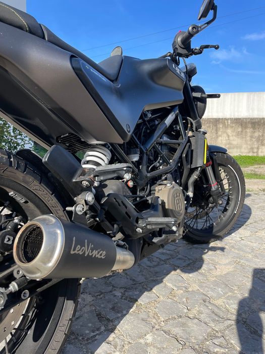 Husqvarna Svartpilen 401