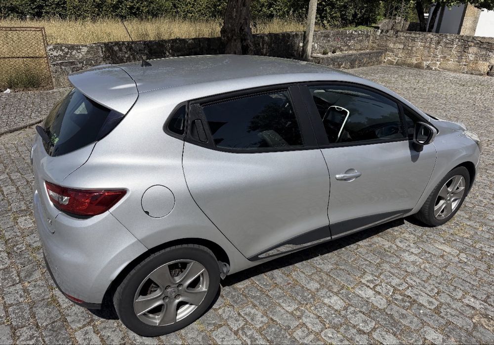 Renault Clio Energy dCi 90 EDC Limited – Automático (2015)