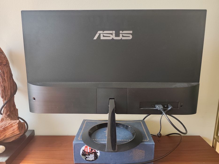 Monitor 23,8" - bom estado