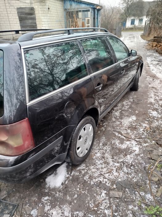 Продам Фольцвагин пасат все працює сів поїхав