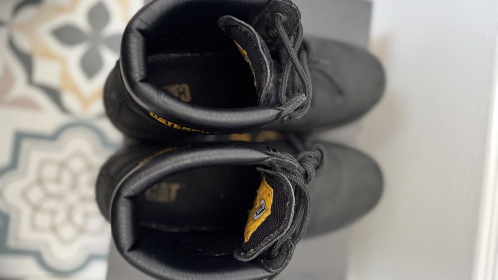 Buty Caterpillar zimowe rozmiar 39