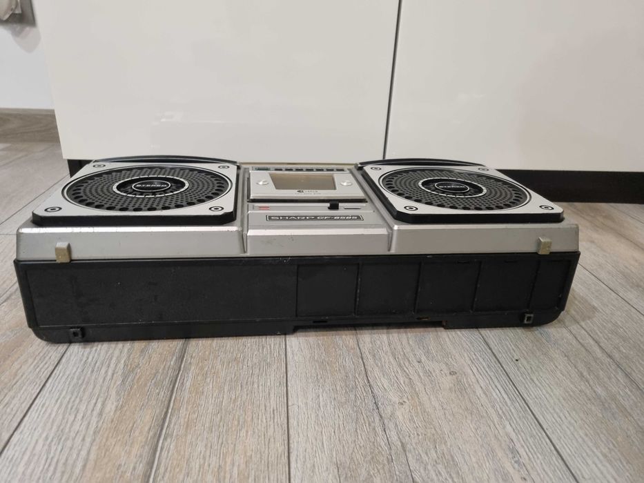 radiomagnetofon SHARP GF-8585