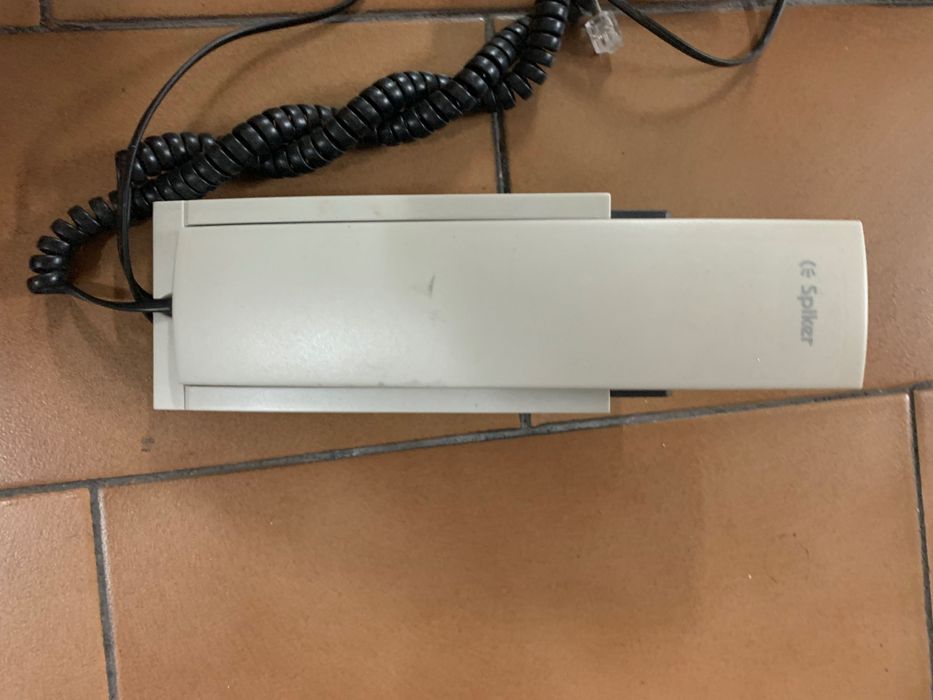 Landline “spiker”64752397097985121