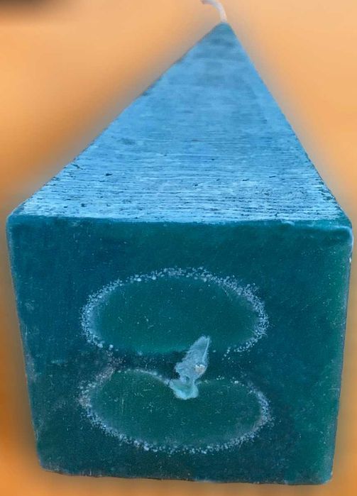 Vela Piramidal Verde, Nova