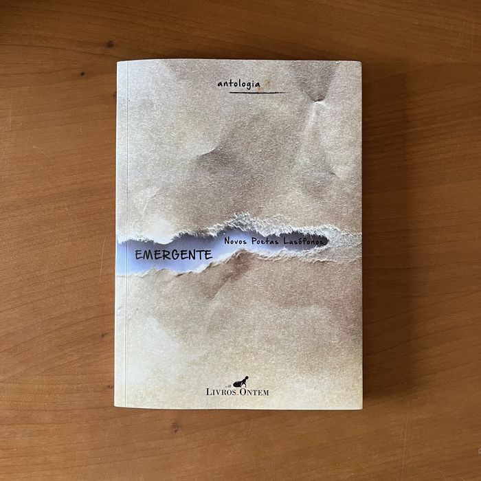 Emergente - Novos Poetas Lusófonos : antologia (envio grátis)