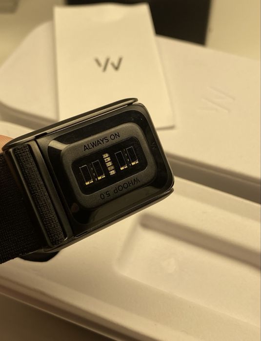 Фитнес-браслет Whoop Trial 5.0