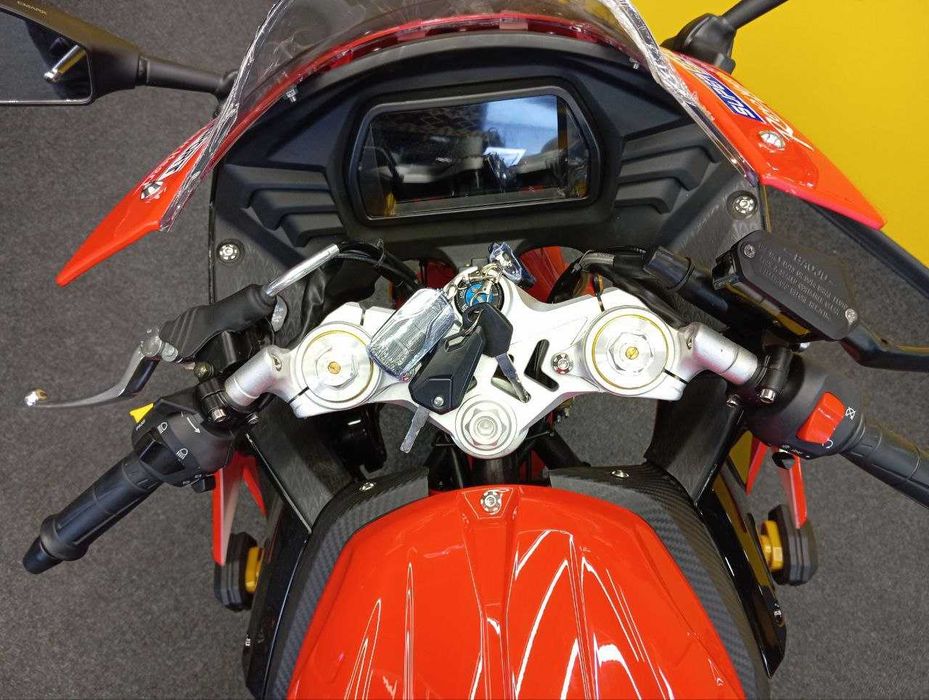 Новий Rider R1M 250CC