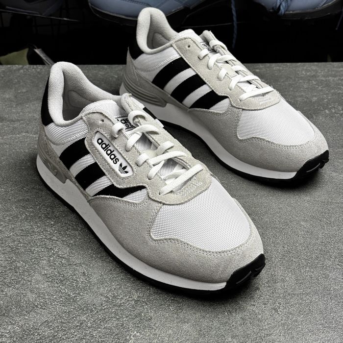 ОРИГІНАЛ 100% 42.5р.Кросівки снікерси Adidas Treziod 2.0  IH3801