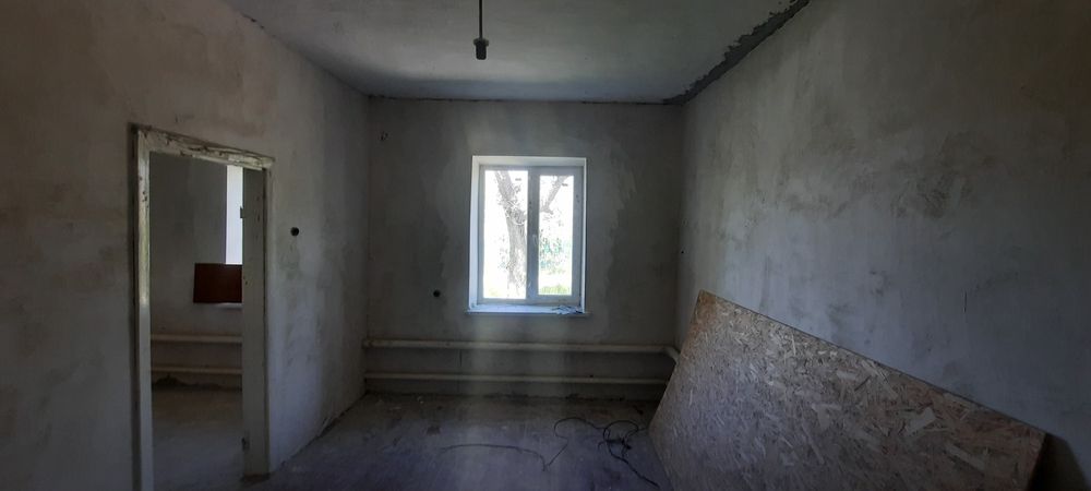 Будинок на Володимирській (Довгинцево)
