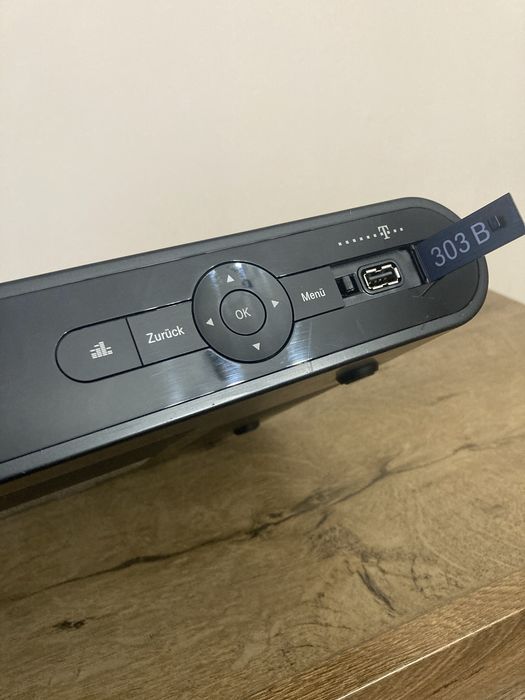 Odbiornik Media Receiver 303 z dyskiem 500GB