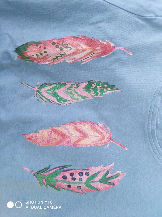 T-shirt penas Young Dimension- BAIXA DE PREÇO