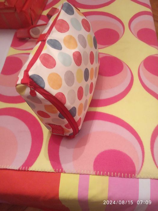 Assento de bébé para cadeira