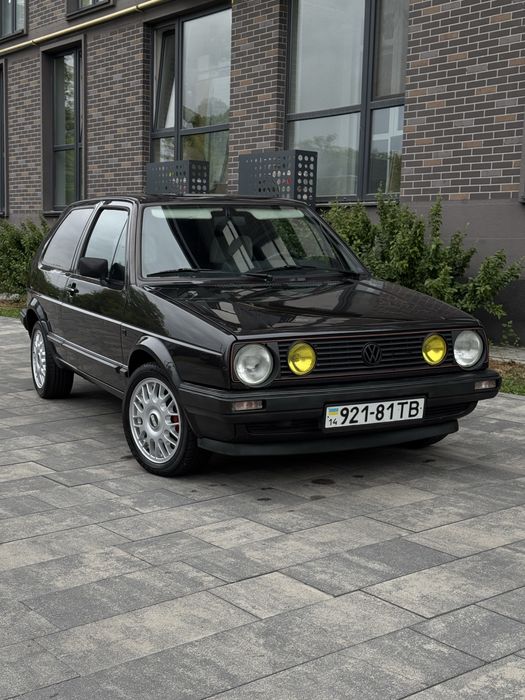 Volkswagen Golf 2