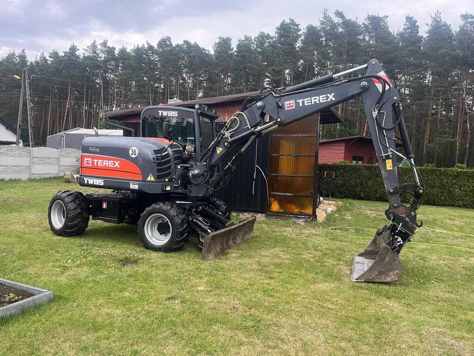 Usługi koparką kołową 9 ton