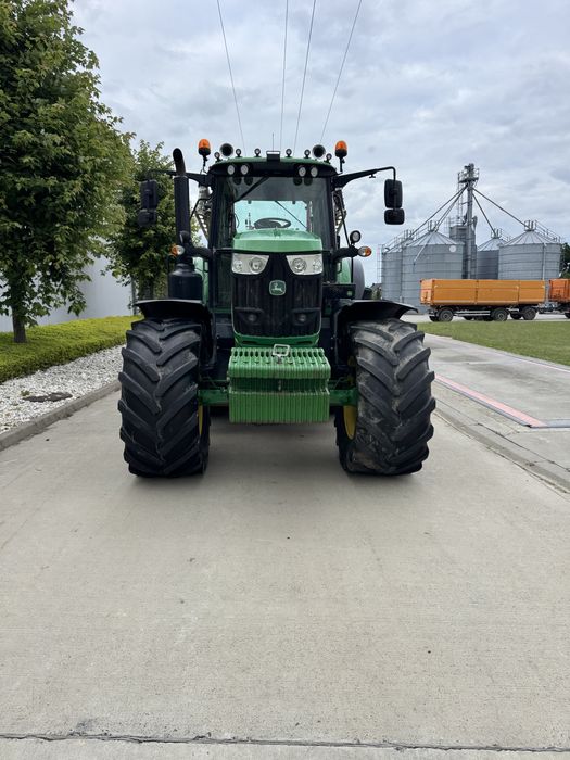 John Deere 6195M