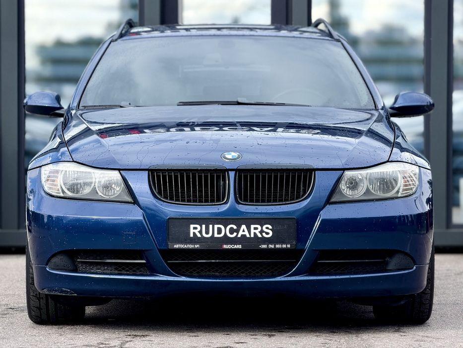 BMW 3 Series 320i