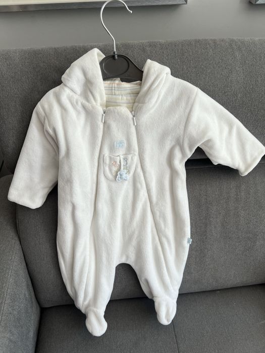 Kombinezonik dla niemowlaka