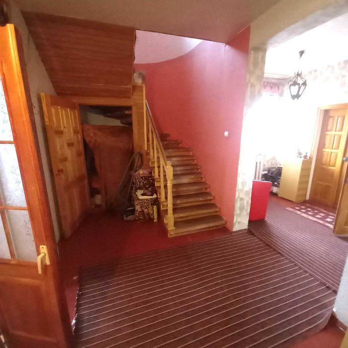 Двоповерховий будинок. Продаж або обмін на квартиру.