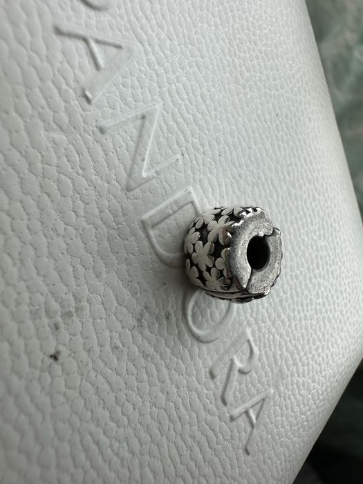 Pandora oryginalnu charms klips kwiecisty