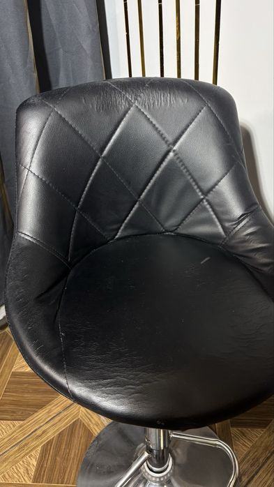 Стілець гідравліка не працює