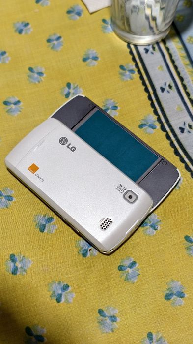 LG GW520 a funcionar