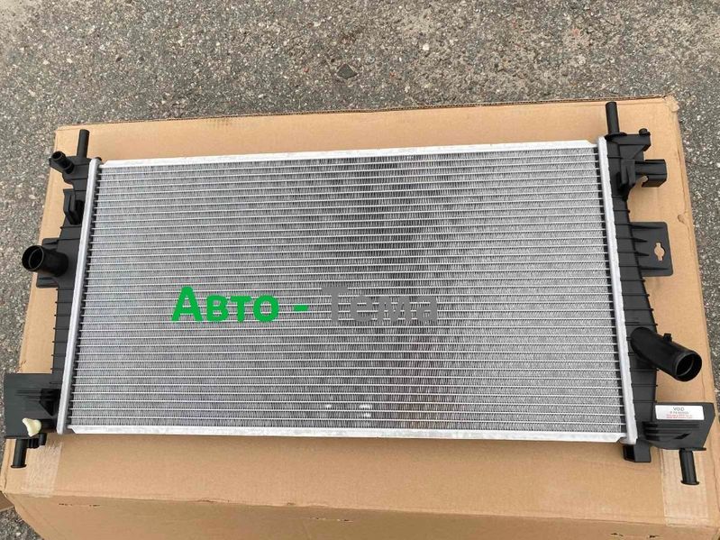 радиатор воды кондиционера Ford Focus Фокус 2011-2017 радіатор фокус