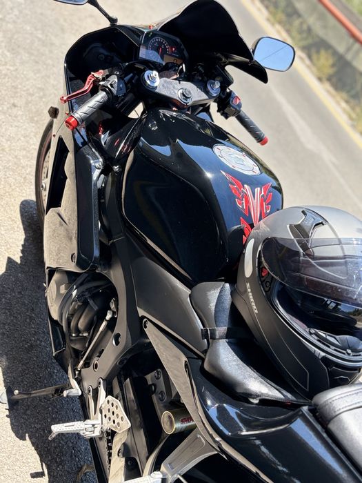 Vendo cbr600rr preta 2004