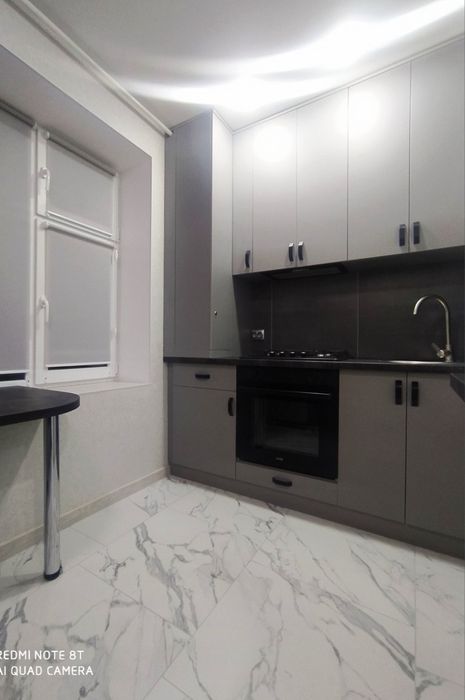 Здам кв подобово люкс в новобудові на Січових стрільців 4А