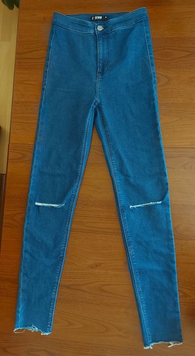 Jeansy z rozdarciami Sinsay Denim collection rozm. 36