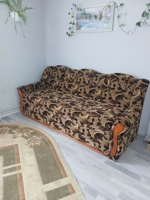 Продається Диван із кріслом