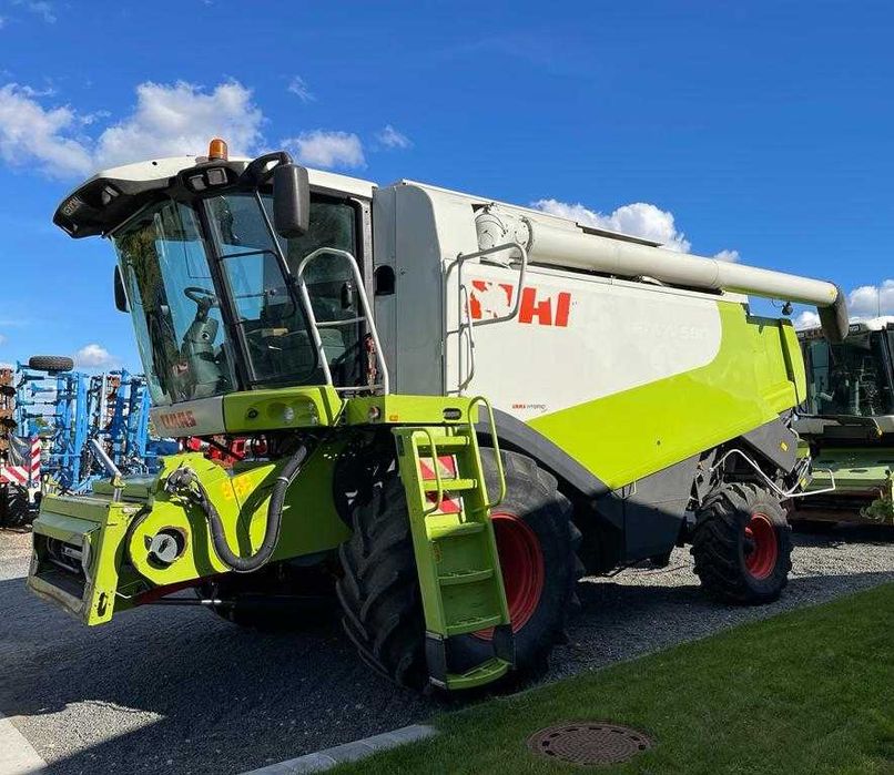 Комбайн зернозбиральний Claas Lexion 580